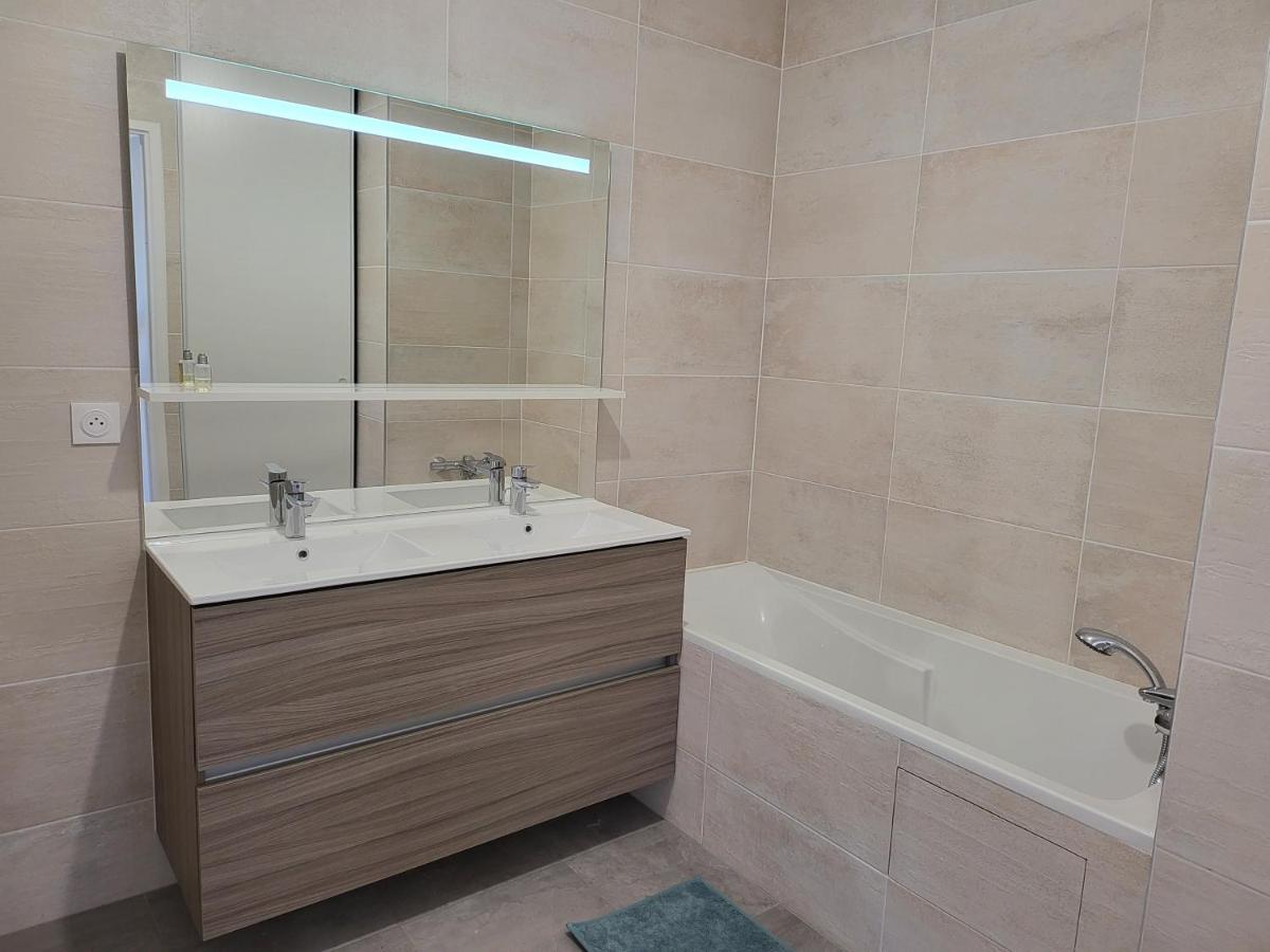 Superbe Appartement A 3Min A Pieds De La Gare Chessy  Buitenkant foto