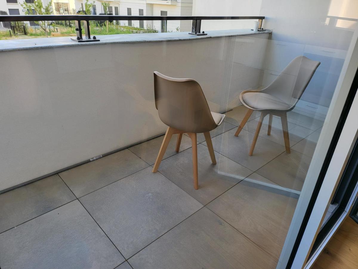 Superbe Appartement A 3Min A Pieds De La Gare Chessy  Buitenkant foto
